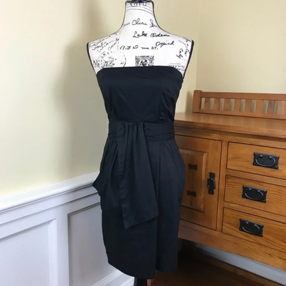 Banana Republic Strapless Black Dress